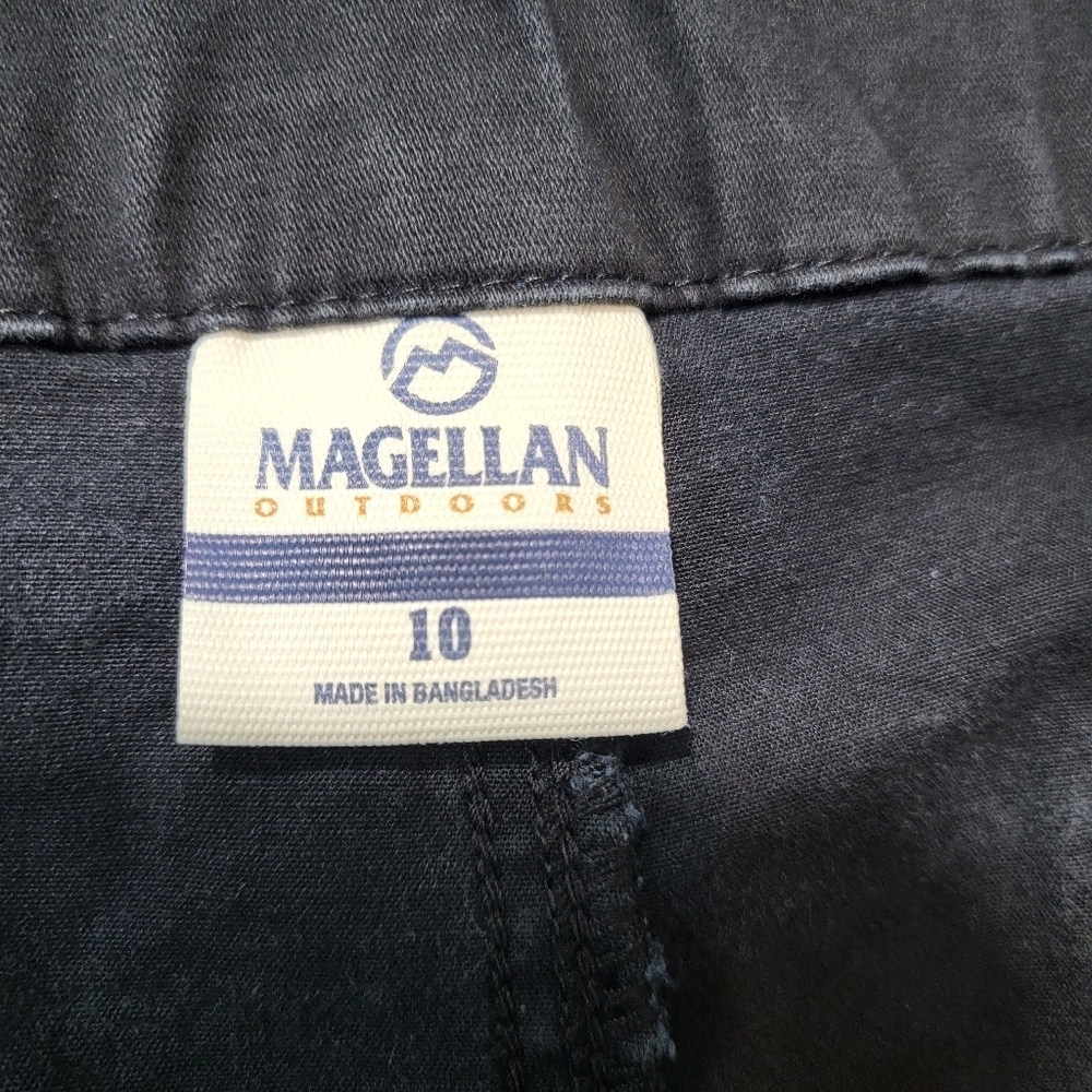 Magellan Outdoors Shorts Black Women's Size 10 - Picture 6 of 7